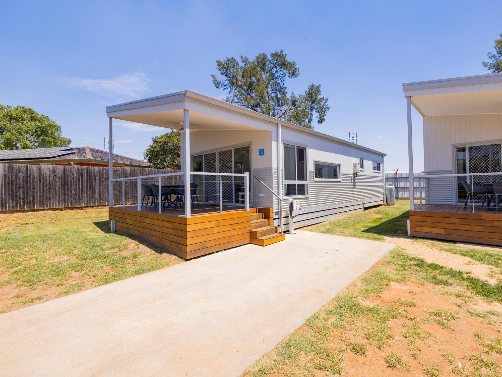 Nrma Dubbo Holiday Park Room photo