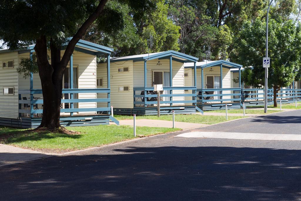 Nrma Dubbo Holiday Park Exterior photo