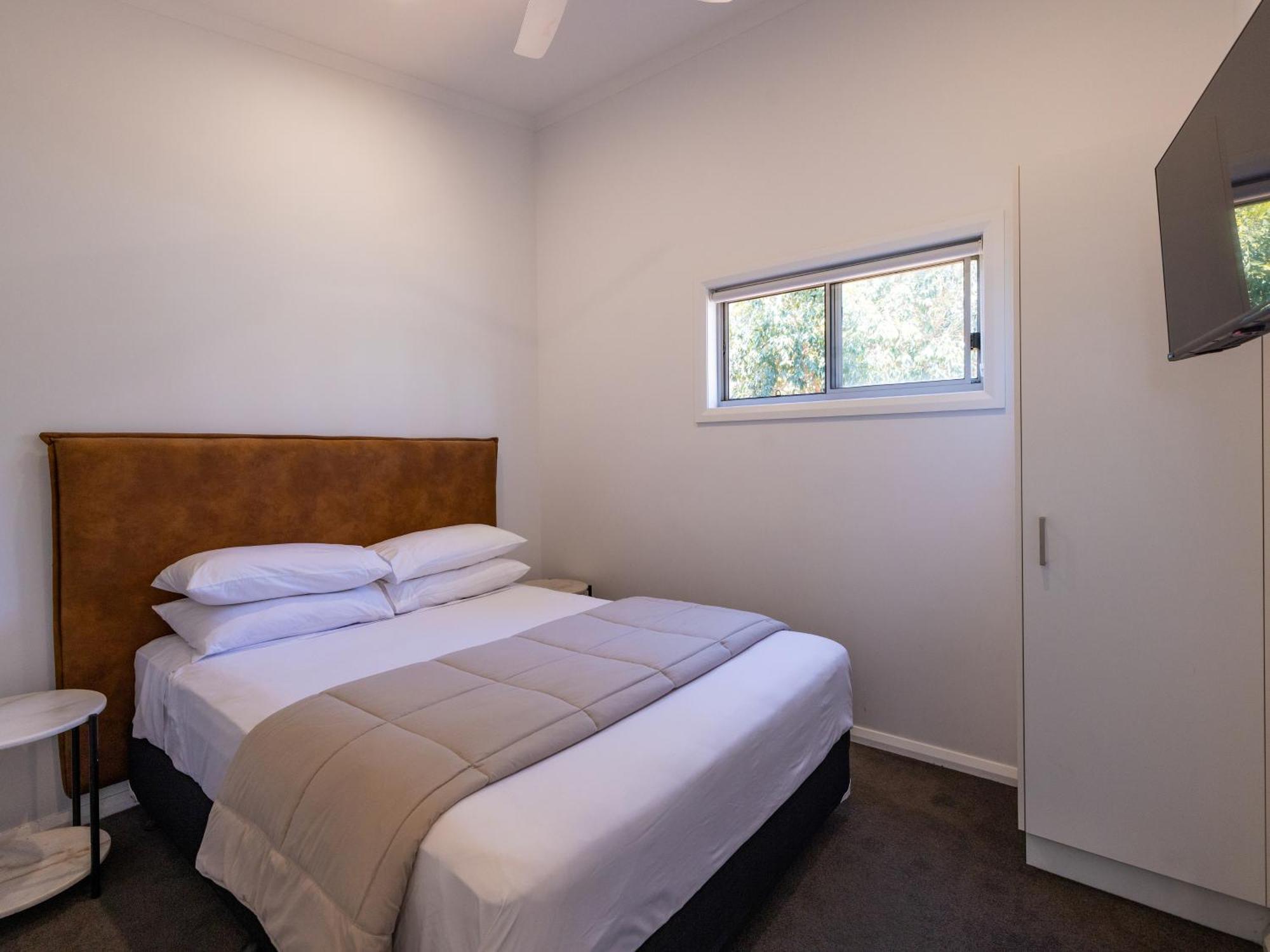 Nrma Dubbo Holiday Park Room photo