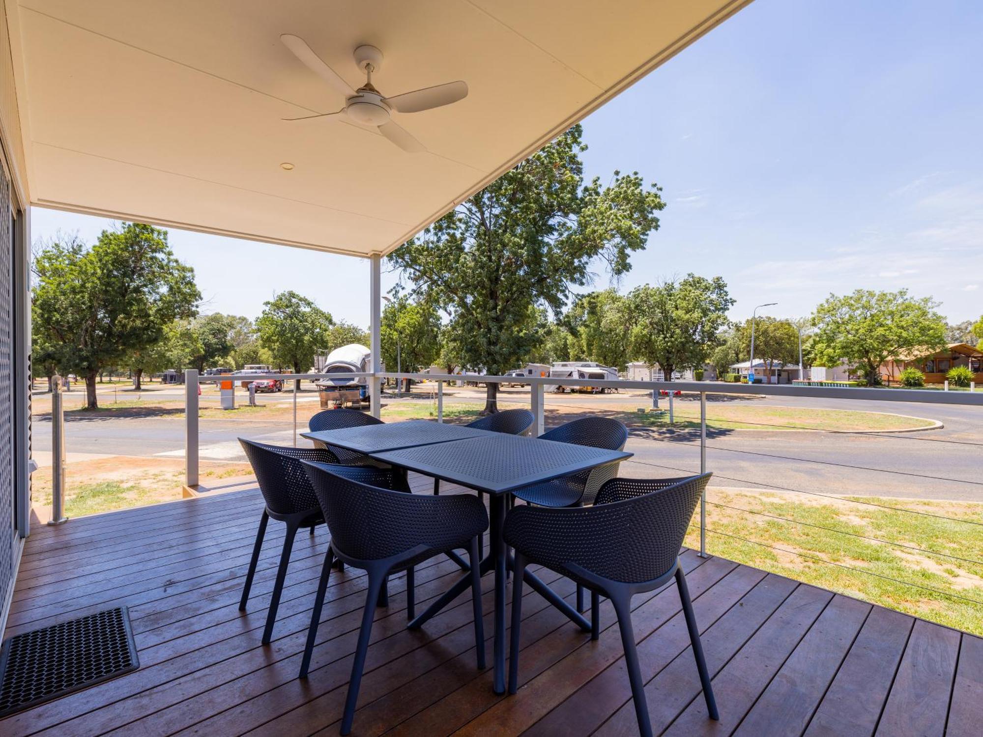 Nrma Dubbo Holiday Park Room photo